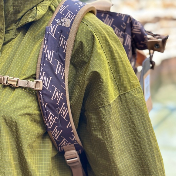 NORTH FACE WOVENSTRAP UTILITY TNF MONOGRAM BACKPACK